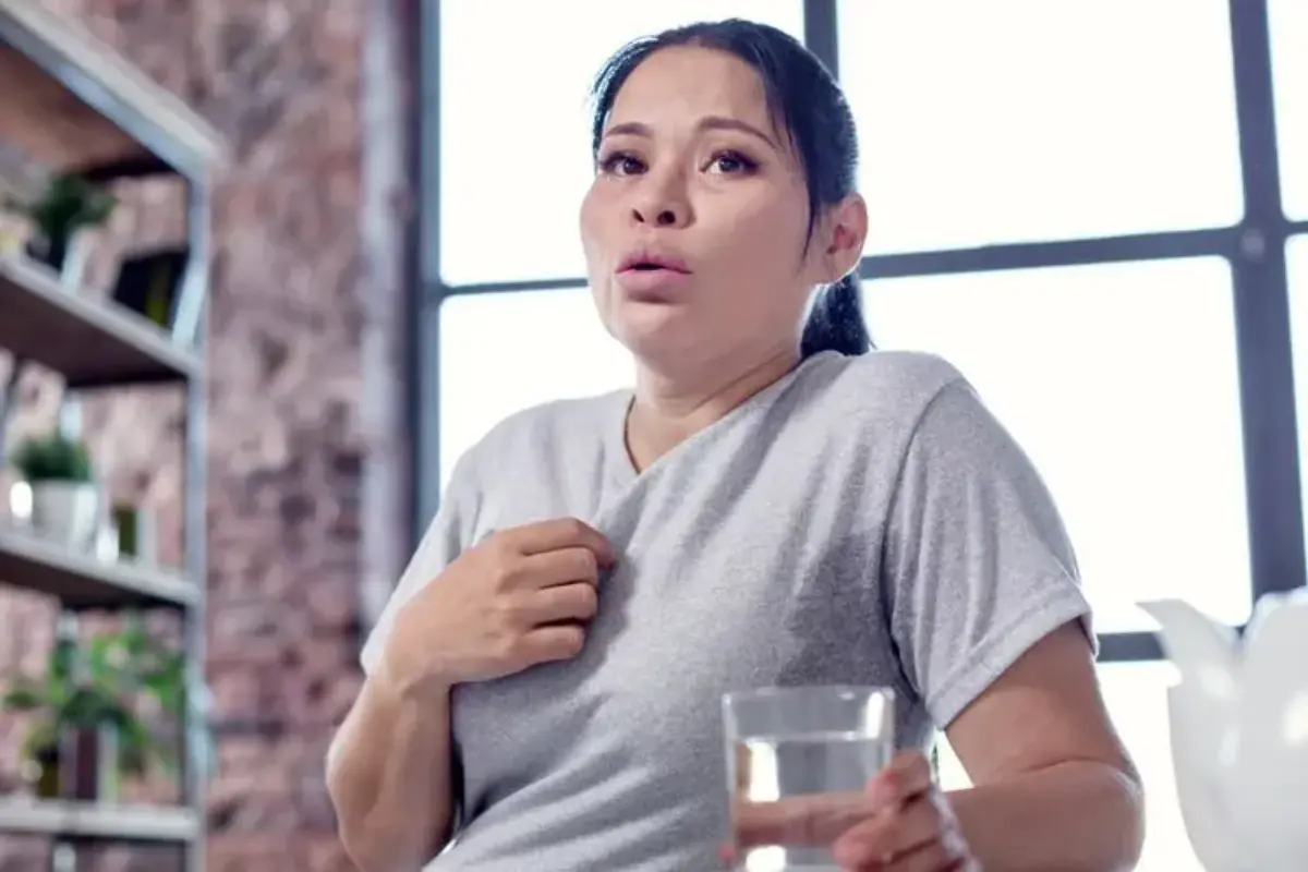 7 Kebiasaan yang Menyebabkan Munculnya Jerawat Punggung 