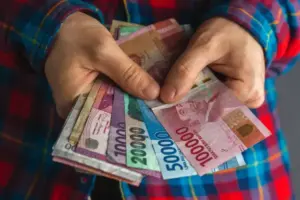 Rupiah Sentuh Rp 17.180 per Dollar AS, Utang Negara Rp 833,96 Triliun Jadi Sentimen Buruk