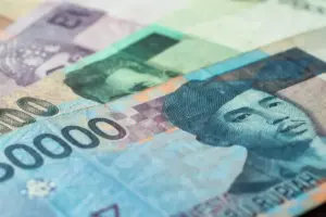 Kata Ekonom soal Rupiah Undervalued, Dipengaruhi Spekulasi hingga Faktor Global