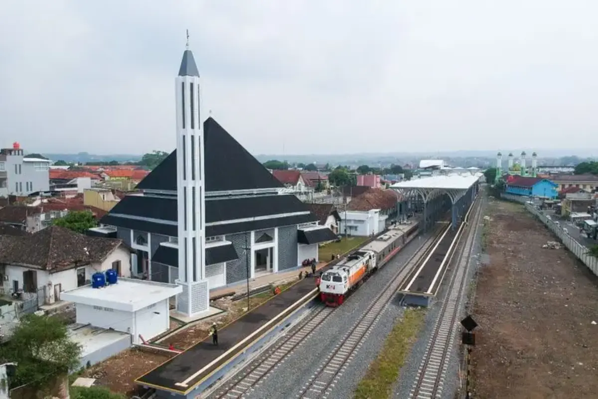 Mobilitas Naik, Umk Ikut Tumbuh Di Stasiun Kai