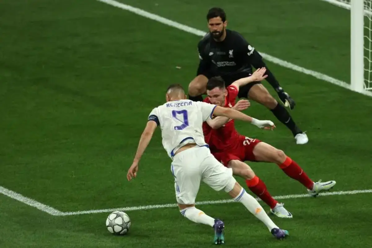 Liverpool Tak Senang Dengan Cara Juventus Dekati Alisson Becker