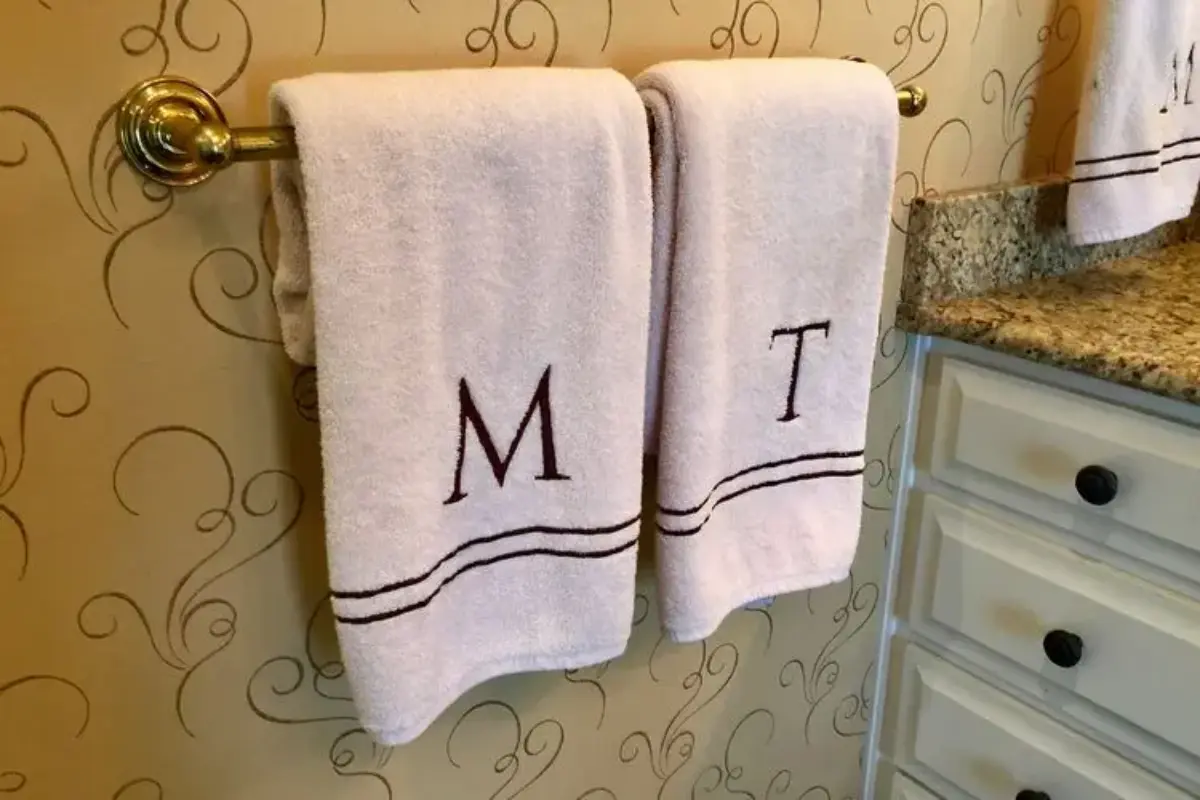 Idealnya Handuk Dicuci Berapa Hari Sekali?