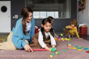 Psikolog: Ini Cara Pulihkan Trauma Anak dan Tips Memilih Daycare Aman