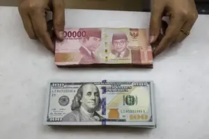 Rupiah Diproyeksi Sentuh Rp 17.400 per Dollar AS, Seberapa Kuat Fiskal Indonesia?
