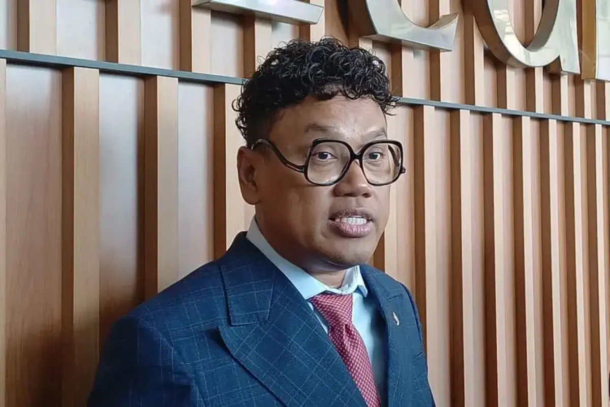 Merasa Difitnah Punya 750 Dapur MBG, Uya Kuya Tempuh Jalur Hukum