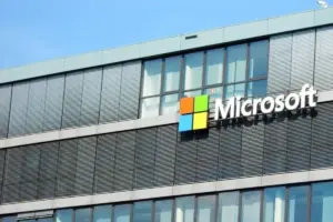 Meta-Microsoft Bakal PHK 20.000 Karyawan, Awal Krisis Imbas AI?