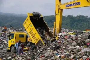 Pemkot Bandung Pastikan Jumat, Sabtu, Minggu Tidak Bisa Buang Sampah ke TPA Sarimukti