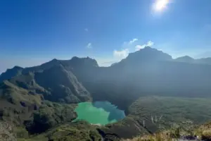 Bolehkah Bawa Kendaraan Sampai Puncak Gunung Kelud via Kediri? Ini Kata Petugas