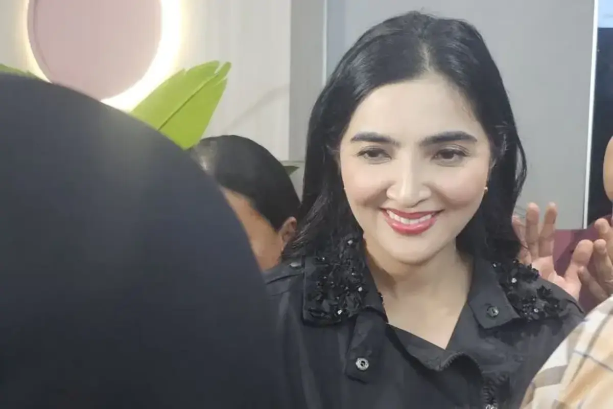 Baru Lulus S3, Ashanty Ungkap Daftar Kuliah S1 Lagi