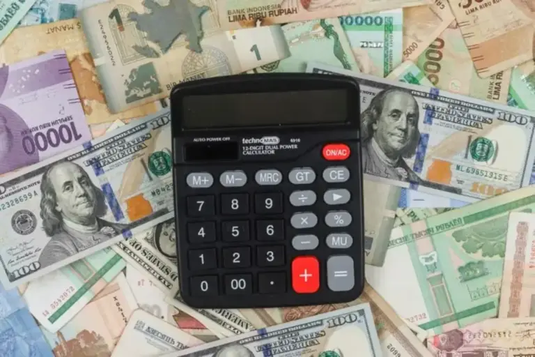 Saham dan Obligasi Bisa Turun Bersamaan, Investor Cari Strategi Baru