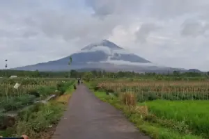 Pendakian Gunung Semeru Dibuka mulai 24 April 2026, Ini Aturannya