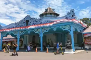 Kisruh Pintu Magangan Keraton Solo: GKR Timoer Sebut Mobil Terjebak, LDA Klaim Bisa Diakses