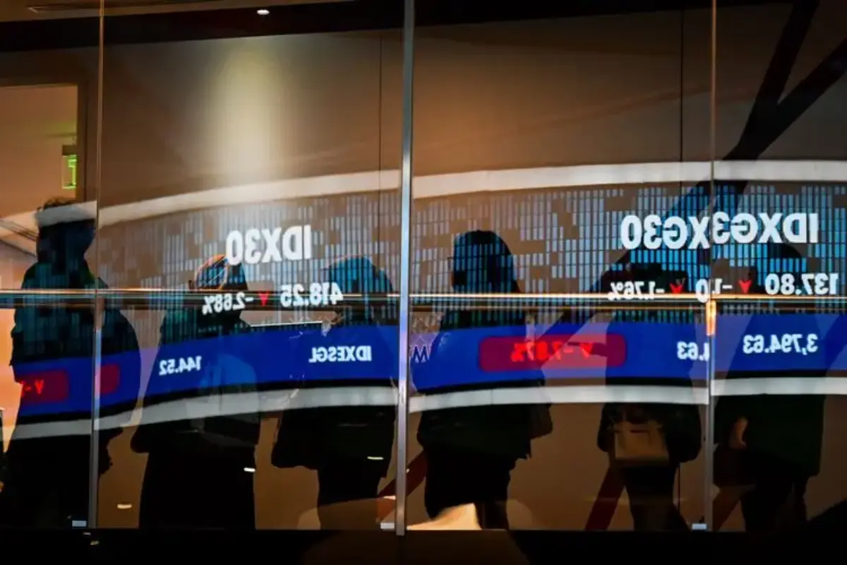 Ihsg Anjlok 3 Persen, Investor Ritel Diimbau Lebih Selektif