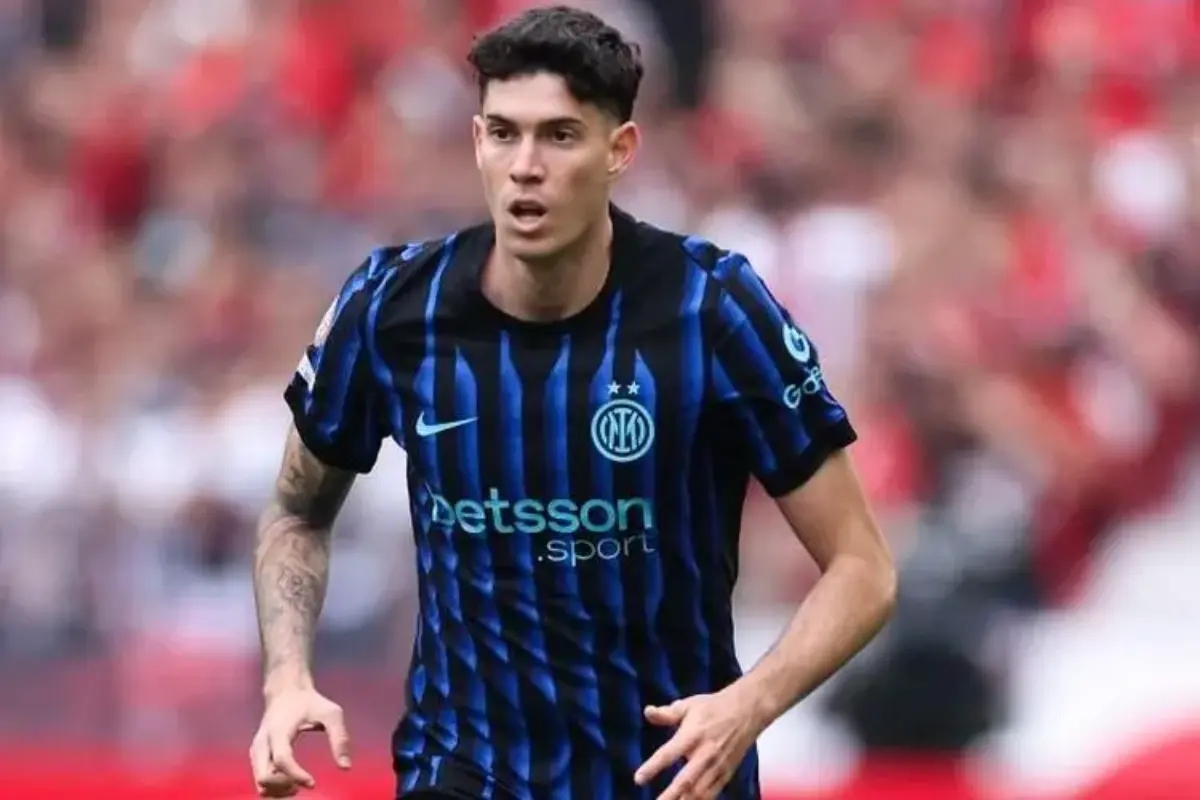 Barcelona Temui Agen Jon Martin, Alternatif Alessandro Bastoni