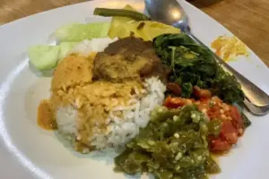 Buka Cuma Rendang, Ini 7 Deretan Makanan Khas Padang yang Tak Boleh Terlewatkan