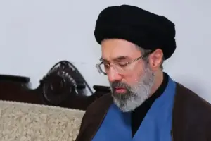 Mojtaba Khamenei Disebut Akan Pakai Kaki Palsu, Wajah Bakal Dioperasi Plastik