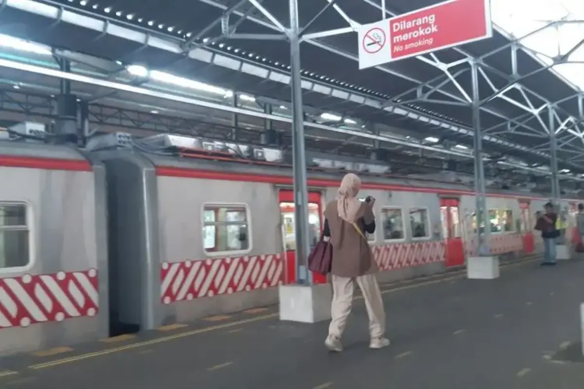 Rel Listrik Yogyakarta–palur: Ketika Infrastruktur Mengubah Cara Dua Kota Bernapas