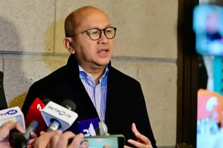 Rosan Sebut Restrukturisasi Whoosh Selesai Dibahas, Tinggal Bicara ke China