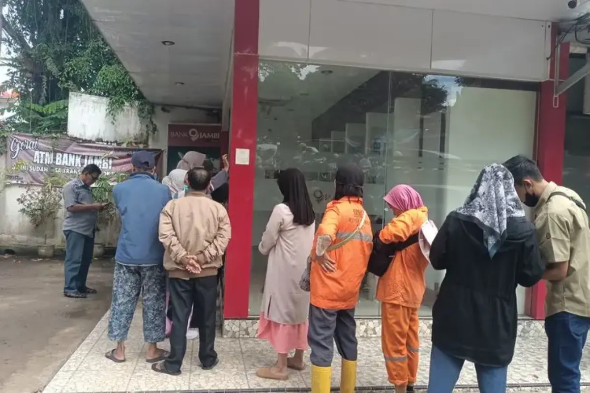 YLKI dan Praktisi Pertanyakan Fungsi OJK dalam Kasus Peretasan Rp 143 Miliar Bank Jambi