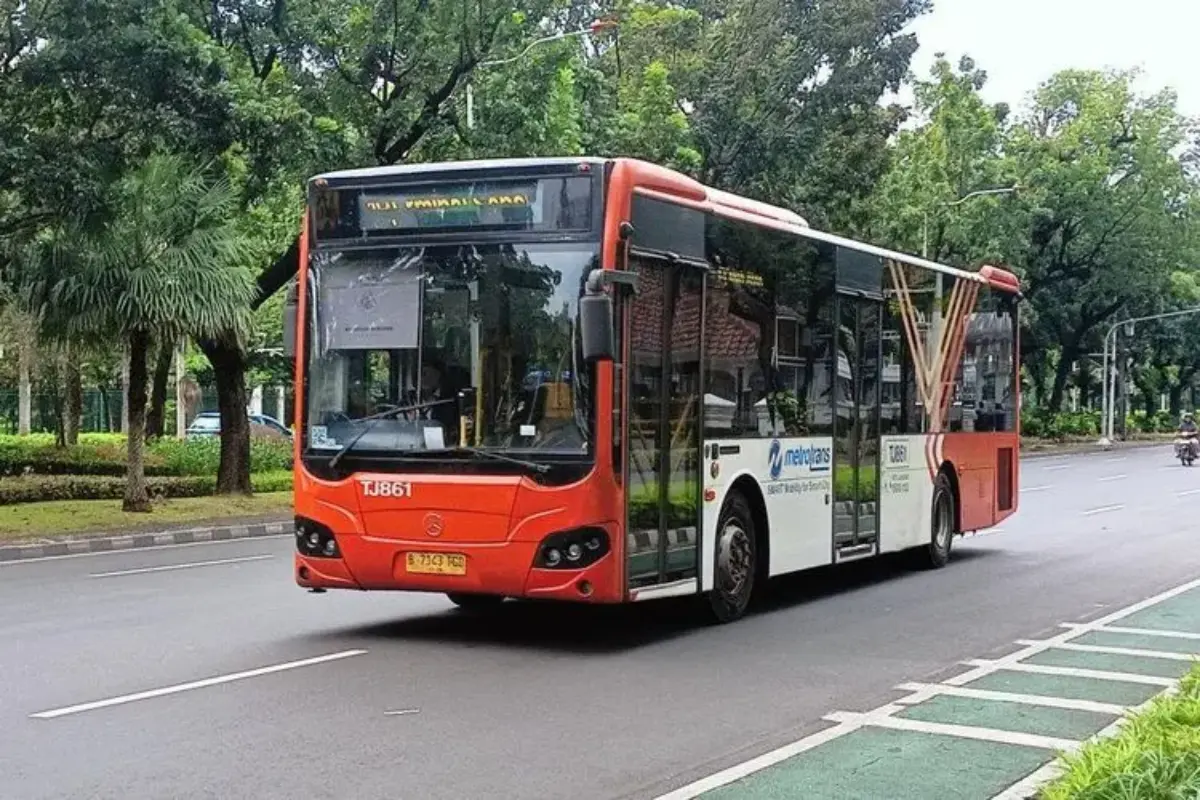 Hari Angkutan Nasional 24 April 2026, Naik TransJakarta Cukup Bayar Rp 1