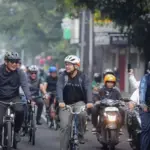 Trotoar di Bandung Akan Ditinggikan dan Diaspal, Cegah Parkir Liar dan PKL