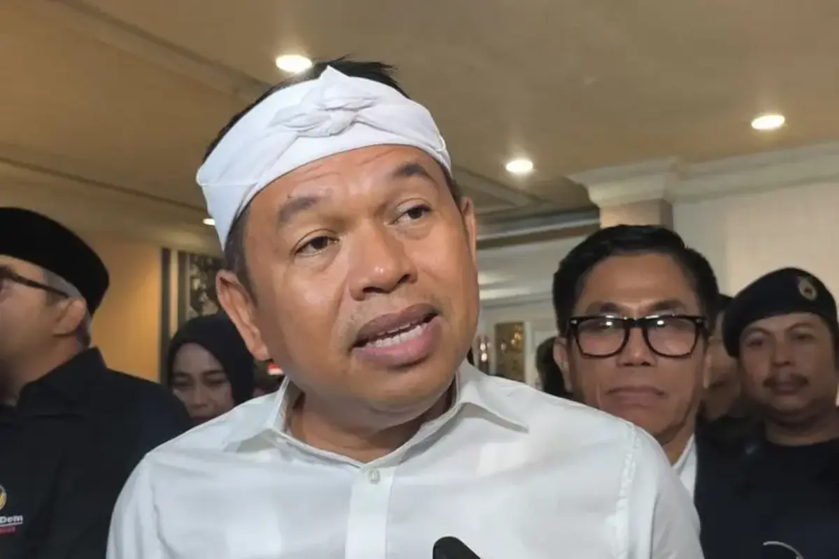 Dedi Mulyadi Tinjau Siswa Purwakarta yang Olok Guru, Kini Bersih-bersih, Juni ke Barak Militer