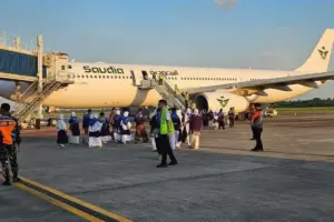 Kabut Tebal Tunda Keberangkatan Kloter Pertama Haji Palembang, Pesawat Baru Lepas Landas Pukul 08.15 WIB