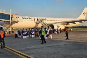 Kloter Pertama Haji 2026 Berangkat Besok, Anggota DPR: Layani Optimal!