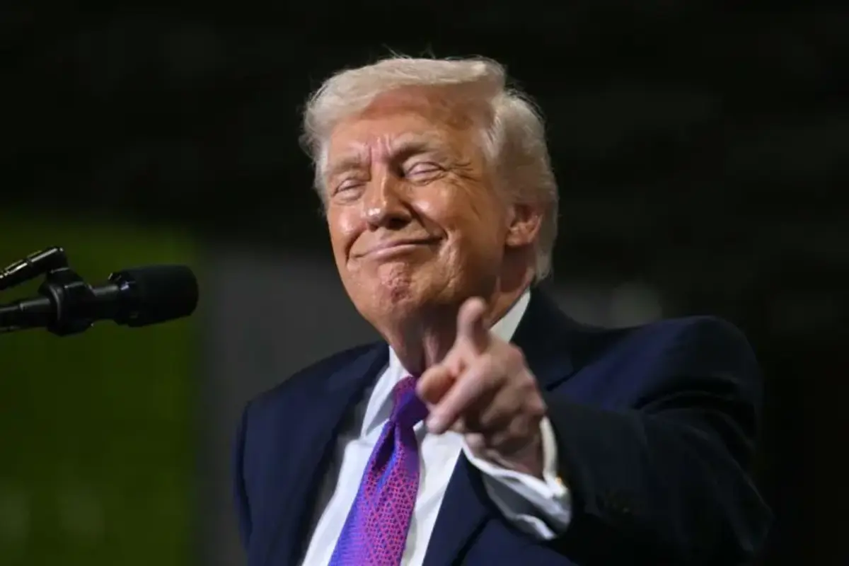Trump Undang Pemegang Koin Meme, Nilai Token Justru Anjlok