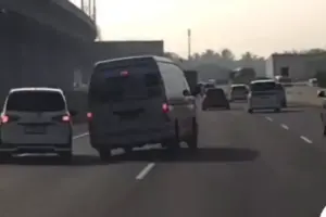 Awas, Manuver Membahayakan di Jalan Tol Bisa Kena Sanksi Pidana dan Denda