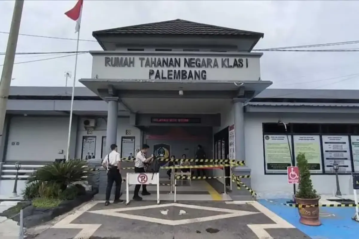 Napi Di Palembang Kendalikan Peredaran Ekstasi Lintas Provinsi Dari Rutan, Dijebloskan Ke Sel Isolasi