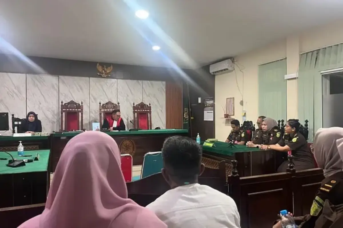 Pn Pontianak Tolak Praperadilan Ketua Bawaslu, Status Rd Tetap Sah Tersangka Kasus Hibah Pilkada