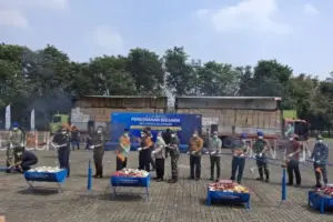 Dijual di Pinggir Jalan hingga Dikirim via Ekspedisi, 26 Juta Rokok Ilegal Dimusnahkan