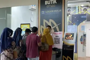 Di Balik Antrean Butik Antam, Ada Jastiper Berburu Emas hingga 3 Hari Berturut-turut
