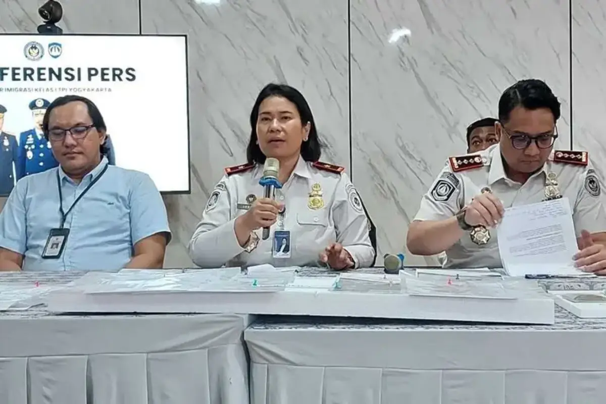 Klaim Investasi Rp 30 Miliar tapi Saldo Hanya Rp 400 Ribu, 8 WNA di Jogja Diperiksa