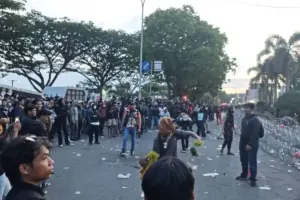7 Fakta Demo Kaltim 21 April: DPRD Setuju Hak Angket, Gubernur Bungkam