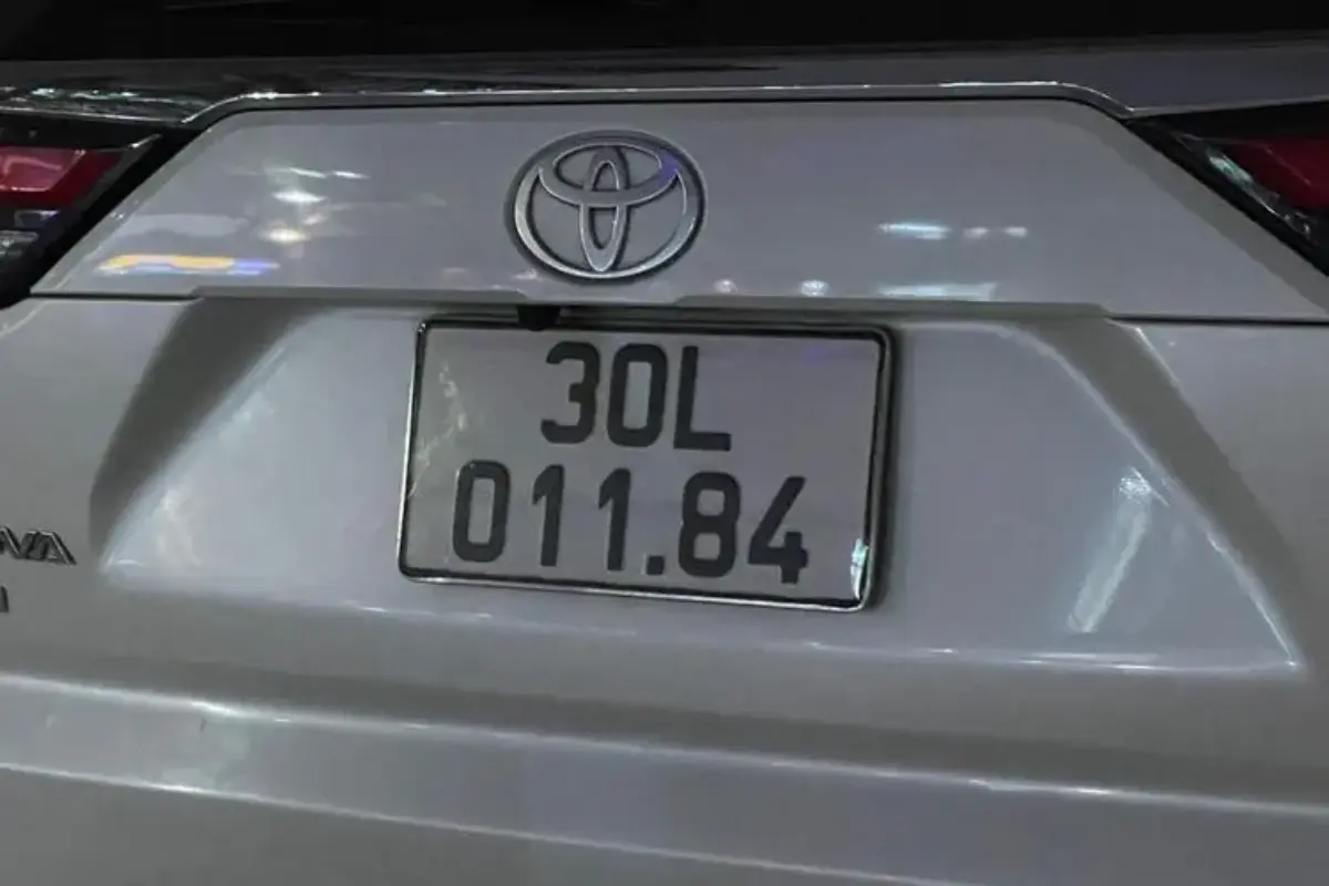 Mengenal Warna Pelat Nomor Kendaraan di Vietnam