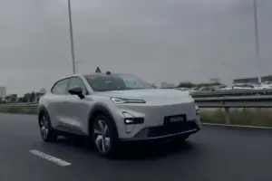 Mencoba Langsung Changan Deepal S05 REEV di Chongqing