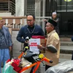 6 Bulan Naik Sepeda ke Sekolah, Aziz Guru Honorer di Jakut Dapat Hadiah Motor Baru