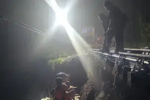 6 Perjalanan KA Siliwangi Dibatalkan akibat Jalur Tergerus, KAI Siapkan Refund 100 Persen