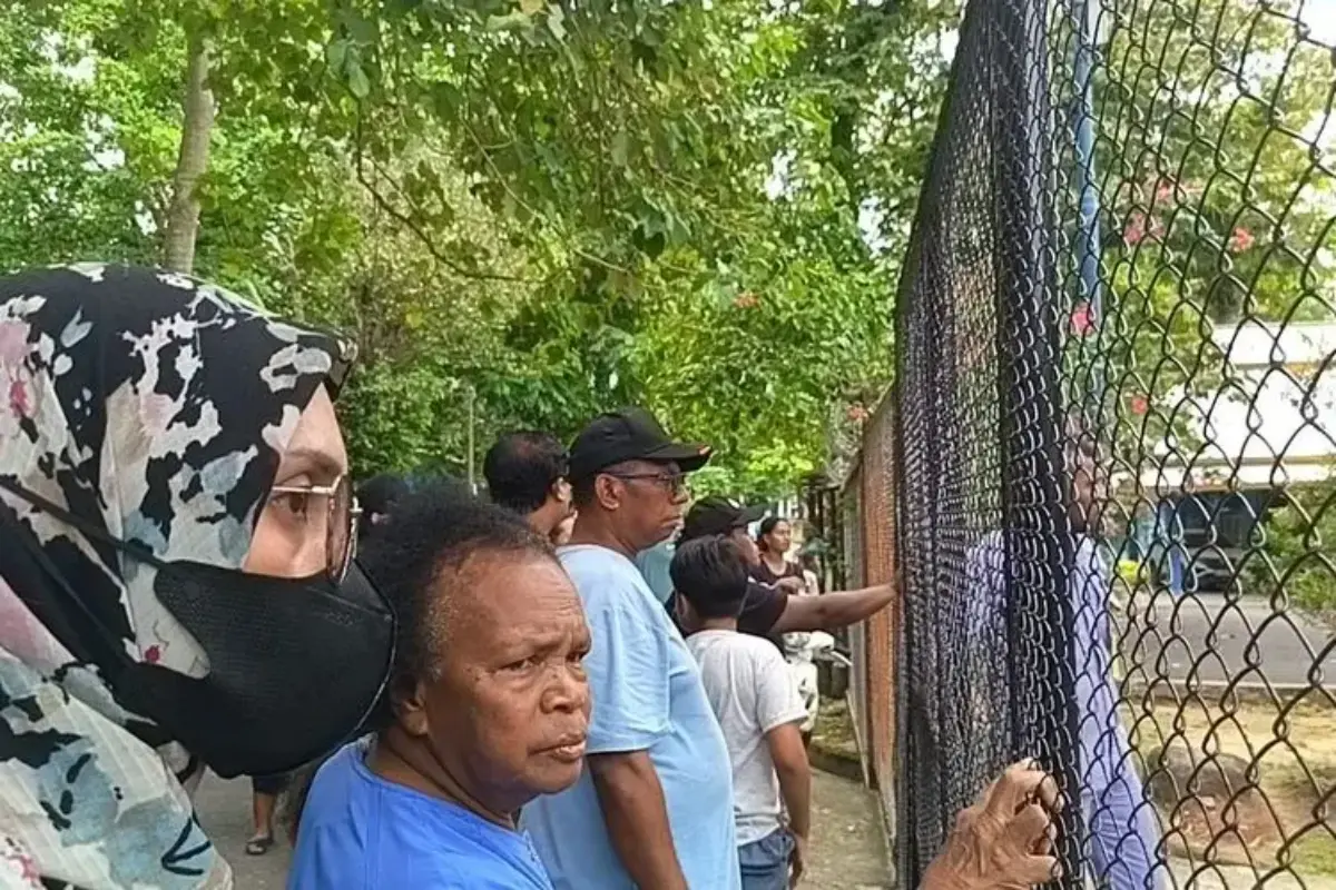 Anaknya Dianiaya, Orangtua Siswa Terobos SMA Tarnus di Manokwari, Tuntut Pengusutan Tuntas