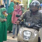 Motor Bantuan Langsung Dipakai, Perjalanan Pak Guru Azis Kini Lebih Singkat