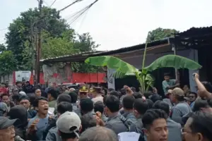 Eksekusi Lahan di Cibubur Jaktim Diwarnai Protes Warga, Putusan Dinilai Tak Sesuai Fakta