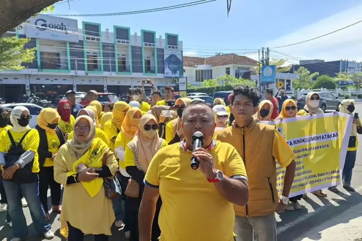 Kader Golkar Kota Bengkulu Demo Tolak Penunjukan Plt Ketua, Siap Tempuh Jalur Mahkamah Partai
