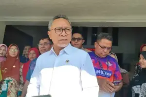 Zulhas Ancam “Suspend” SPPG jika Menu MBG Tak Sesuai Standar
