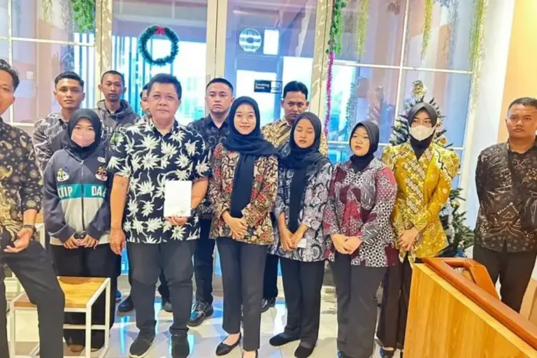 Modus Rekrutmen Tenaga Alih Daya, Eks Camat Pakal Surabaya Diduga Tipu Warga Rp 200 Juta