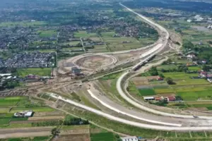 AHY Dorong Green Corridor di Tol Yogyakarta-Solo