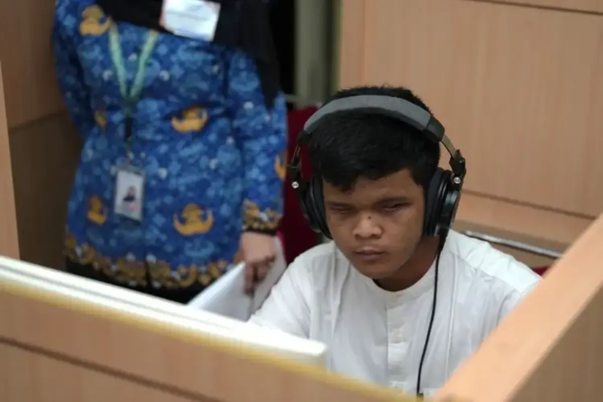 Semangat Hafiyan Fuad, Siswa Slb Yang Jalani Utbk, Berambisi Kuliah Teknik Informatika