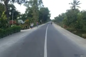 Akhirnya, Warga Perbatasan RI-Timor Leste Nikmati Jalan Mulus IJD