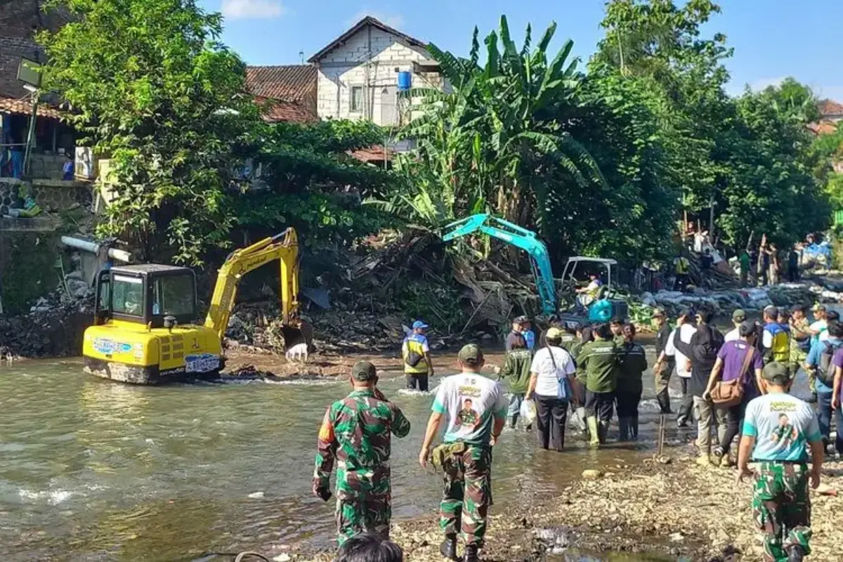 Pemkot Yogyakarta Normalisasi Sungai Winongo, Fokus Bongkar Kandang Ayam